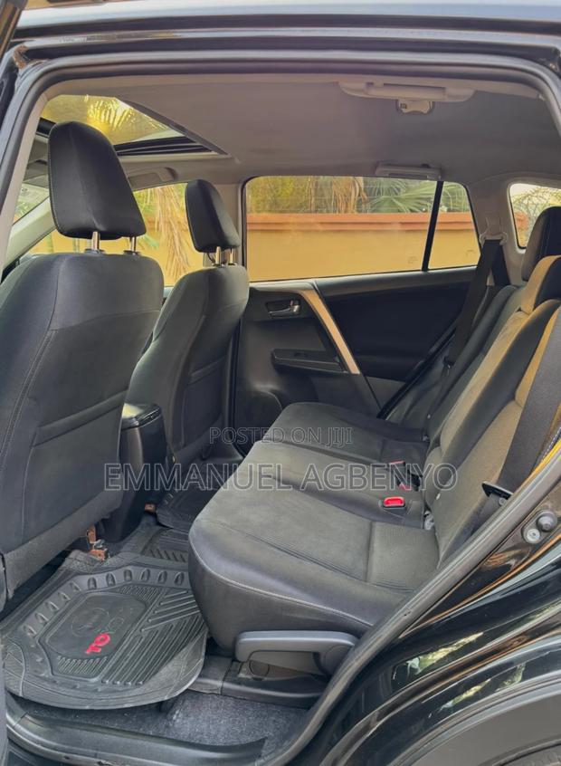 Toyota RAV4 XLE 4dr SUV AWD (2.5L 4cyl 6A) 2014 Black