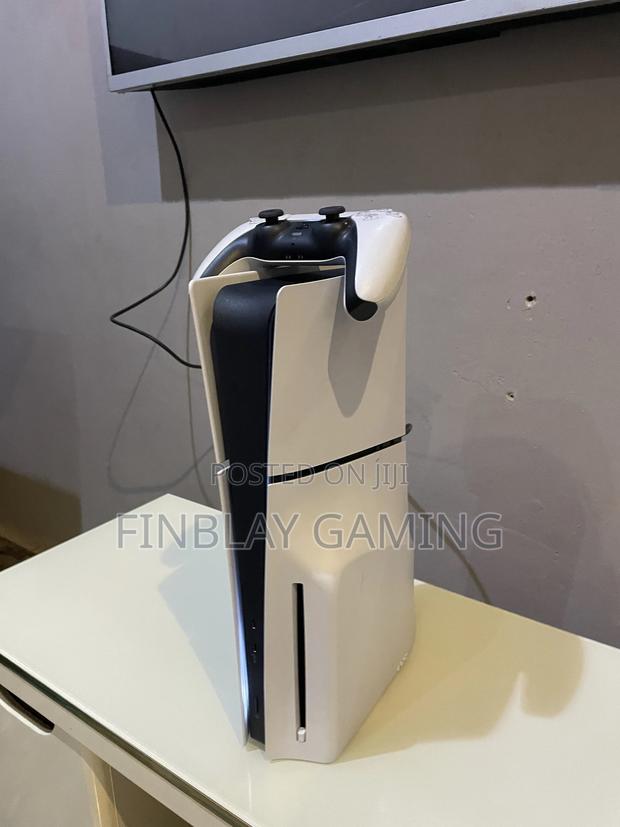 Ps 5 Slim Standard photo 2