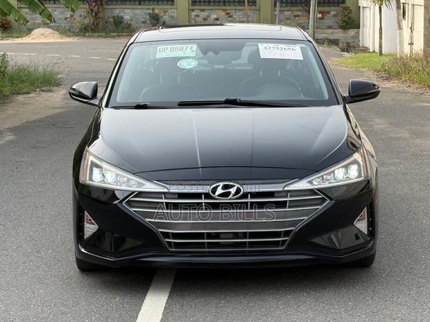 Hyundai Elantra Limited 2019 Black
