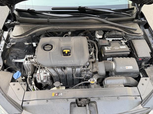 Hyundai Elantra Limited 2019 Black