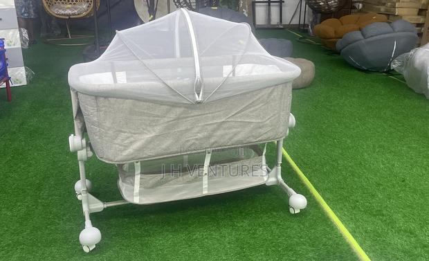 Baby Bassinet photo 2