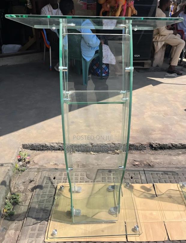 High-quality Tempered Glass Preaching Lectern Or Pulpit