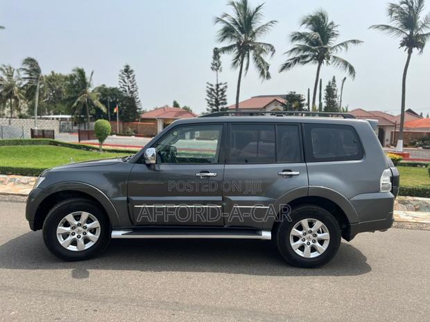 Mitsubishi Pajero V80 3.5 V6 GL/GLS 2019 Brown photo 5