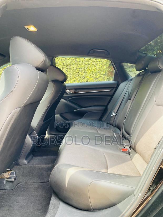 Honda Accord Sport (1.5L 4cyl Turbo CVT) 2019 Black