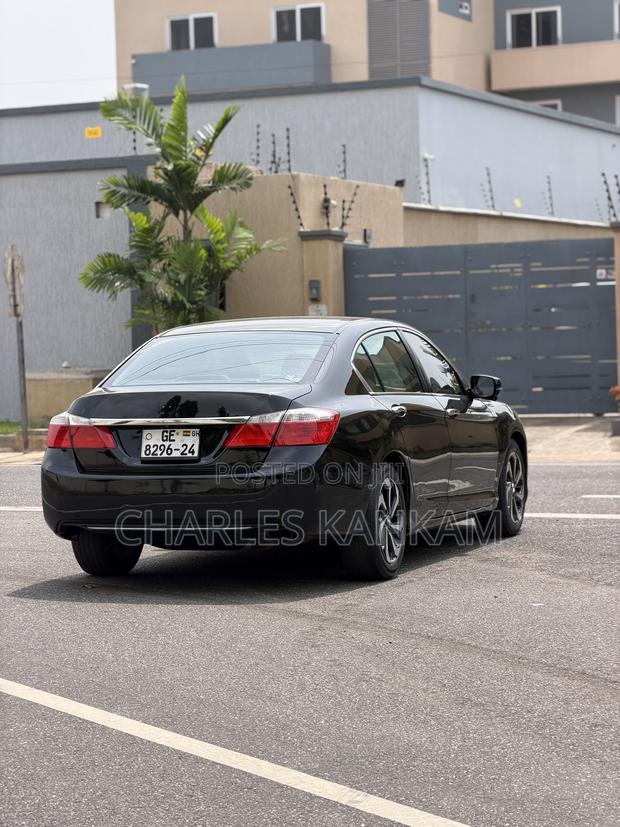 Honda Accord EX-L 4dr Sedan (2.4L 4cyl CVT) 2015 Black photo 3