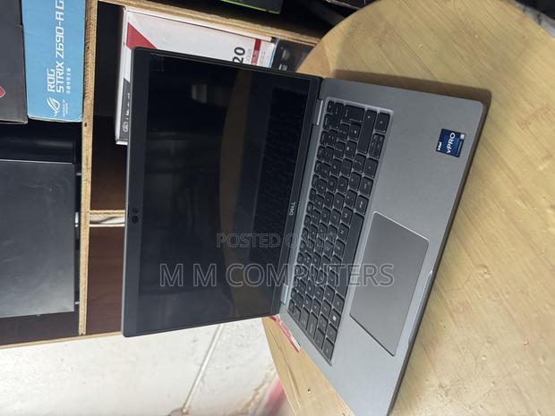 Laptop Dell Latitude 5430 16GB Intel Core I5 eMMC 512GB