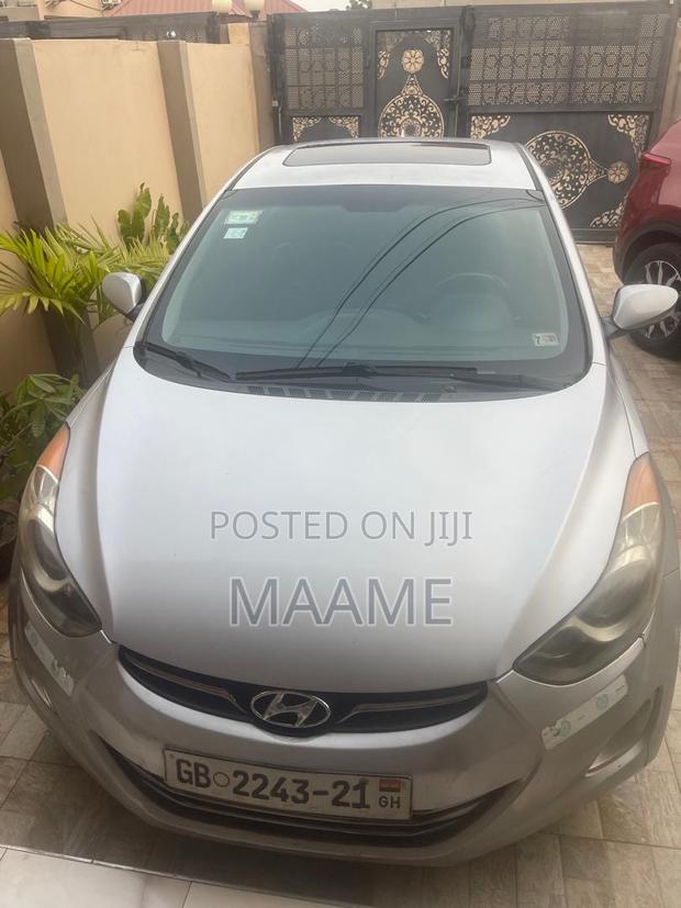 Hyundai Elantra 2013 Silver