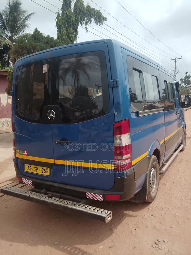 Mercedes-Benz Sprinter 2012 Blue photo 11