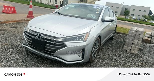 Hyundai Elantra SEL 2019 Silver