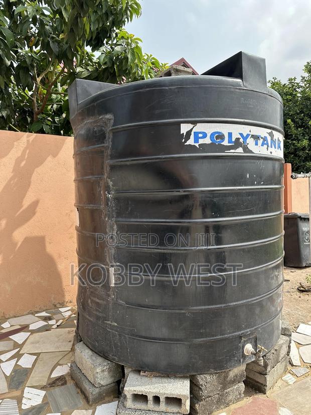Black Polytank photo 4