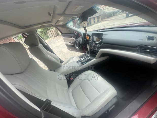 Honda Accord Touring 2018 Burgundy photo 3
