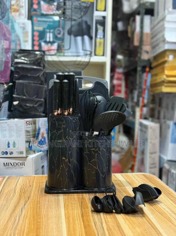Silicone Ladles and Knives Set photo 3