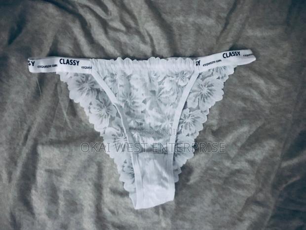 Elegant Floral Lace Thong 3pieces - Comfort Meets Chic Style