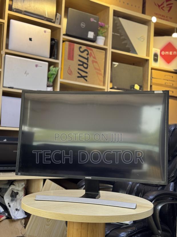 Samsung S32e590c 31.5′′ Curved Monitor | Full Hd | Va Panel photo 3