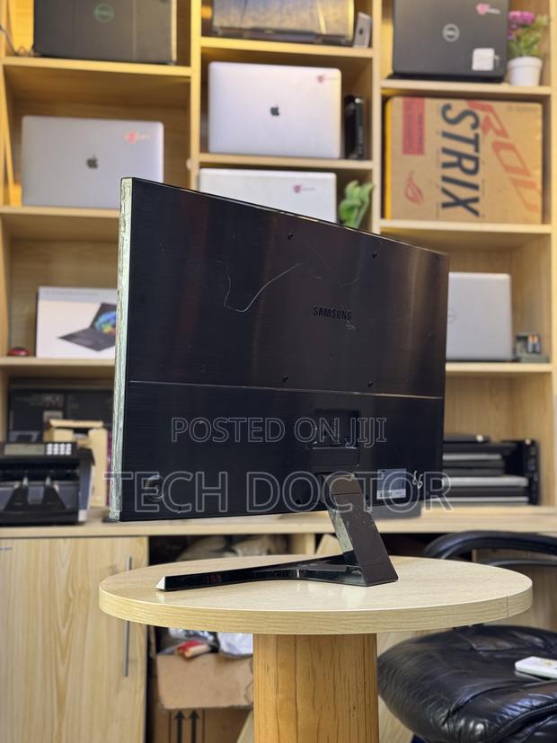 Samsung S32e590c 31.5′′ Curved Monitor | Full Hd | Va Panel photo 4