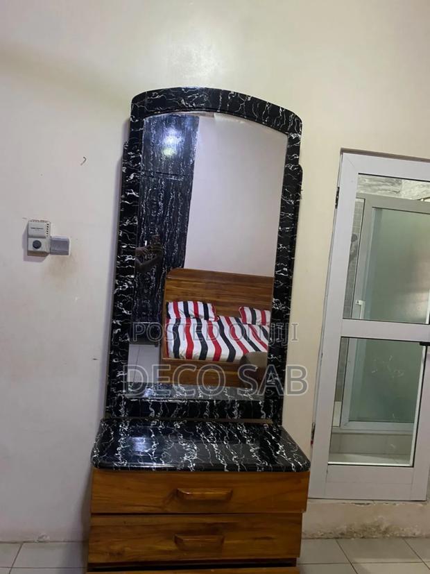 Fully Furnished 2bedroom photo 8