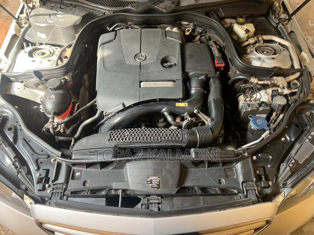 Mercedes-Benz E200 2014 Silver