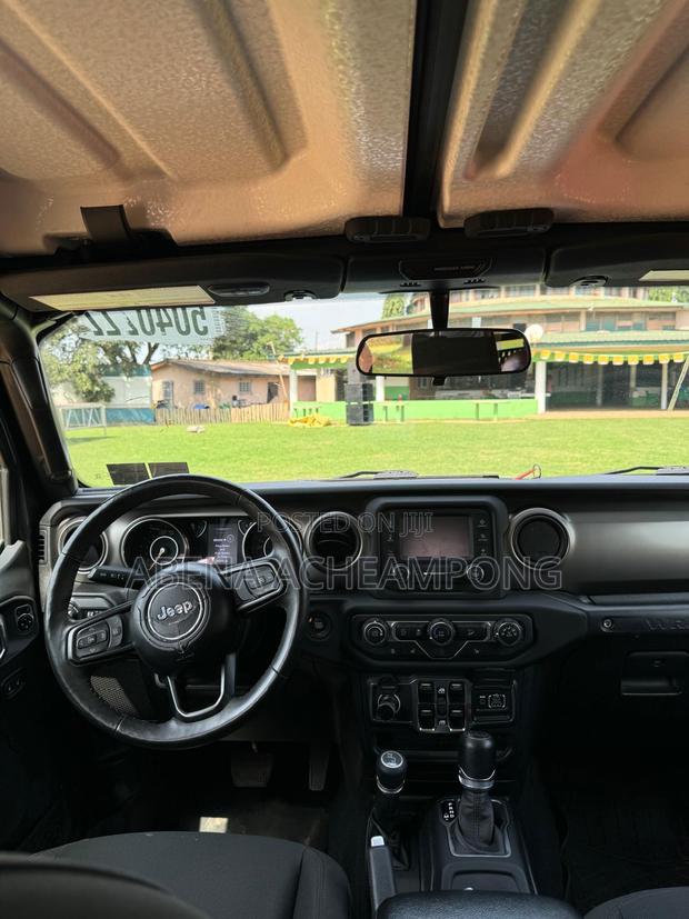 Jeep Wrangler Sport 4x4 2018 Black photo 8