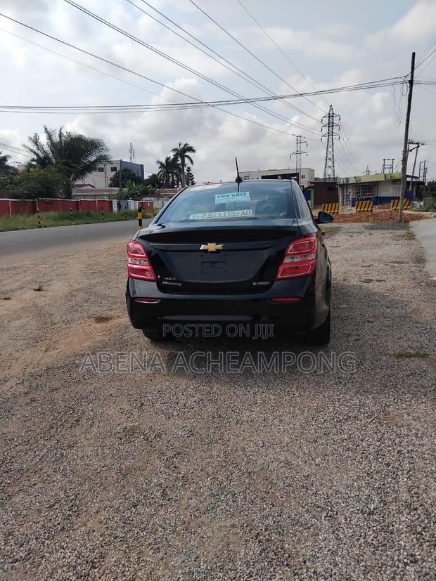 Chevrolet Sonic LT 2019 Black photo 6