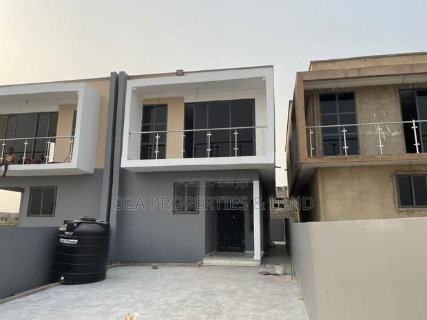 3bdrm House in East Legon Hills for sale photo 2