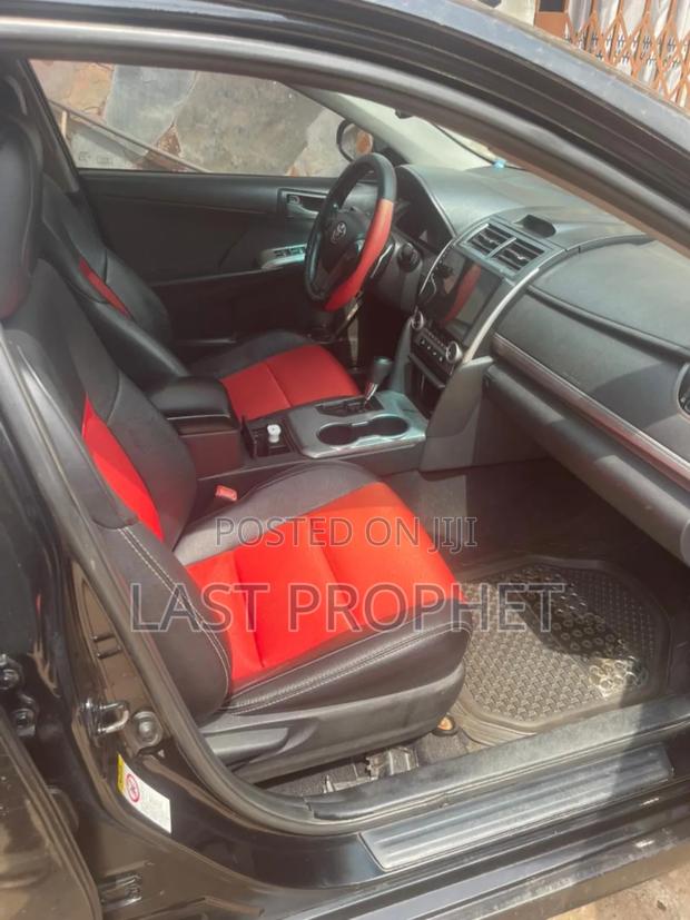 Toyota Camry SE Sport 4dr Sedan w/Prod. End 11/13 (2.5L 4cyl 6A) 2014 photo 3