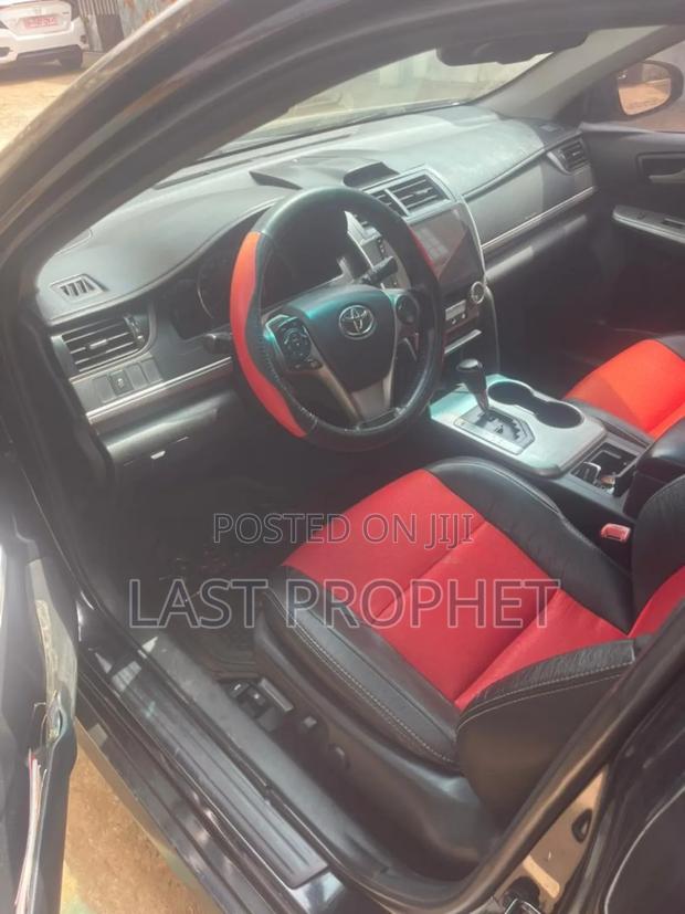 Toyota Camry SE Sport 4dr Sedan w/Prod. End 11/13 (2.5L 4cyl 6A) 2014 photo 6