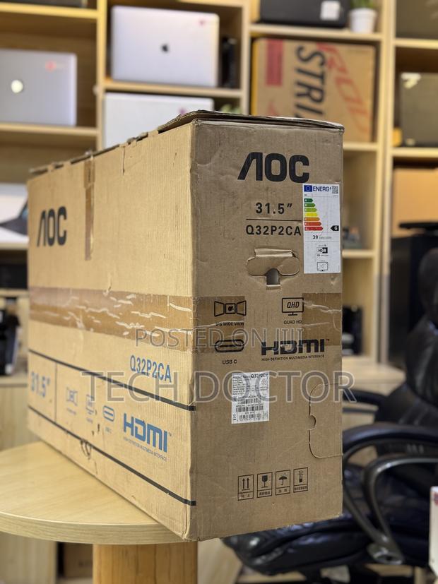 Aoc 32” QHD Usb-C Monitor With Speakers Hub photo 5