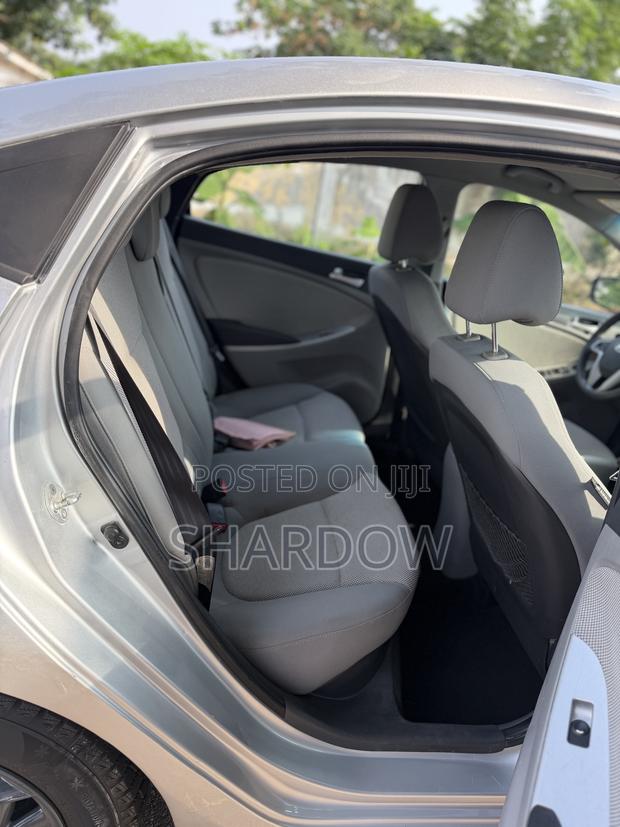 Hyundai Accent 2014 Silver photo 7