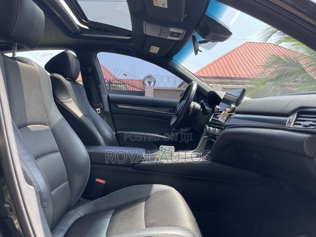 Honda Accord Sport 2.0T 2018 Black photo 6