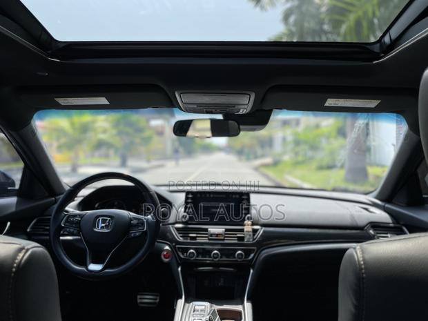 Honda Accord Sport 2.0T 2018 Black photo 9