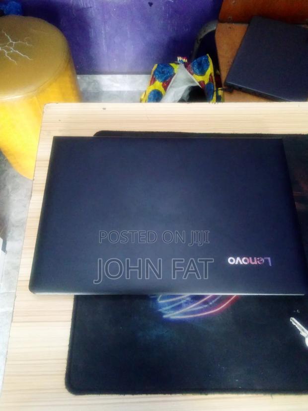 Laptop Lenovo 300e 8GB Intel Core I3 HDD 500GB