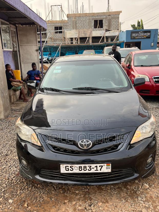 Toyota Corolla 2013 Black