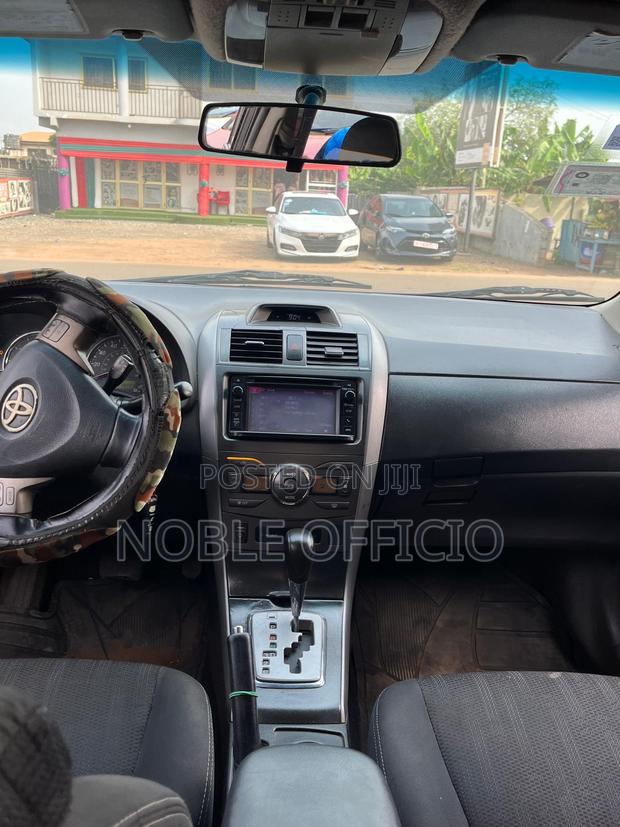 Toyota Corolla 2013 Black