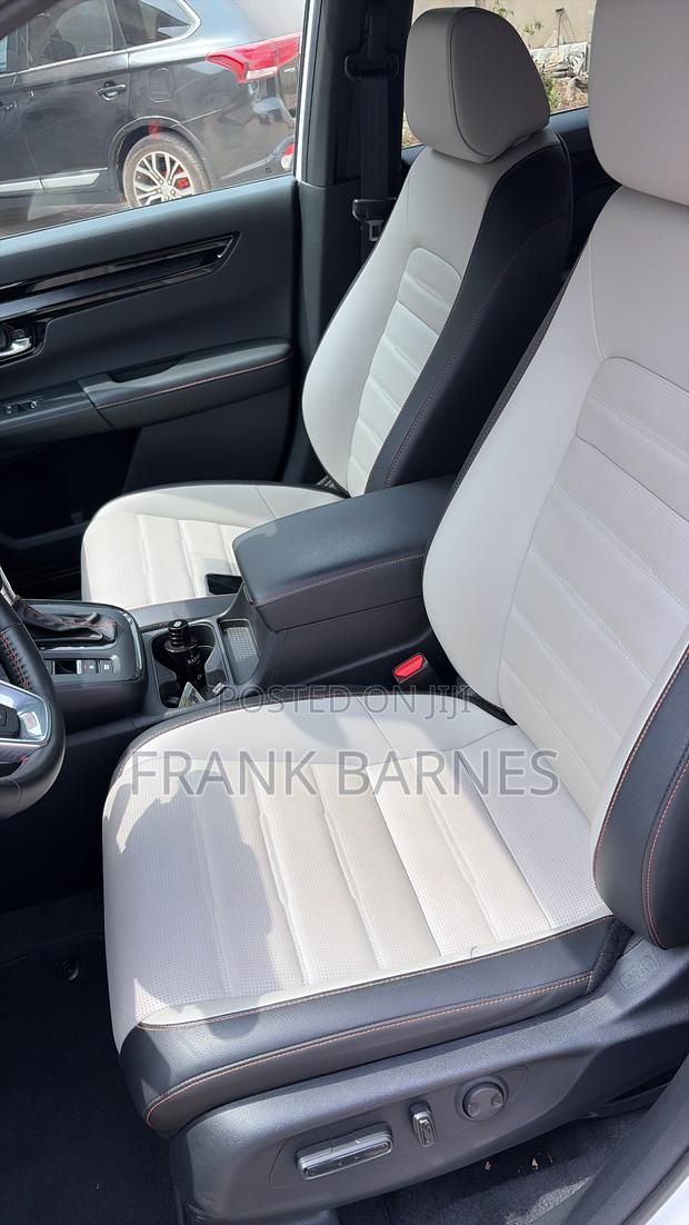 Honda CR-V 2025 White