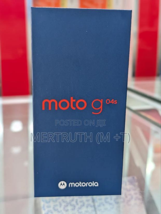 New Motorola Moto G04s 128 GB Orange