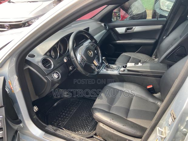 Mercedes-Benz C300 Luxury 4Matic Sedan AWD (3.5L 6cyl 7A) 2014 Silver photo 4