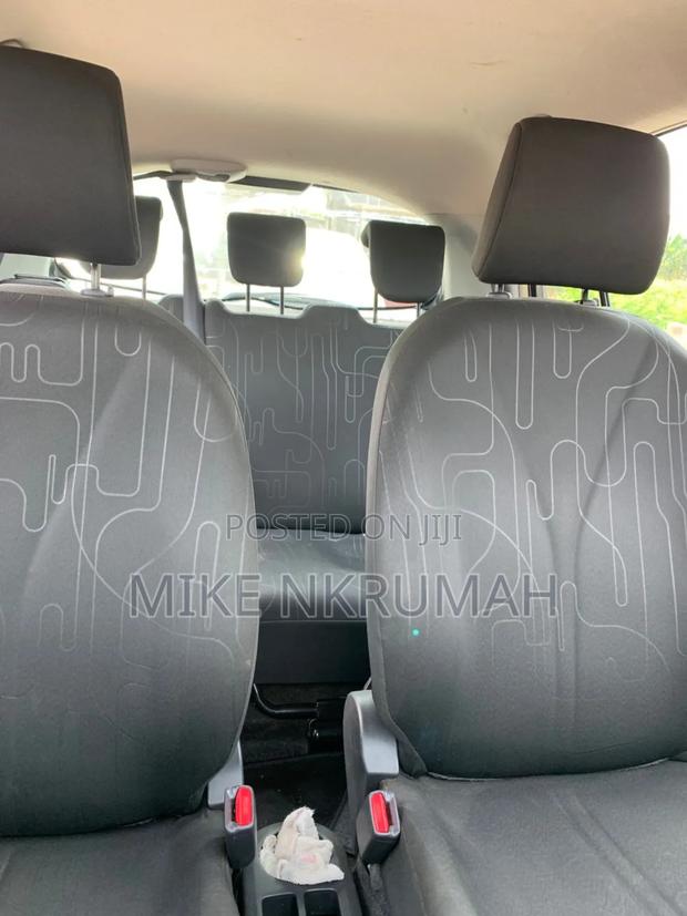 Toyota Yaris 2010 Gray