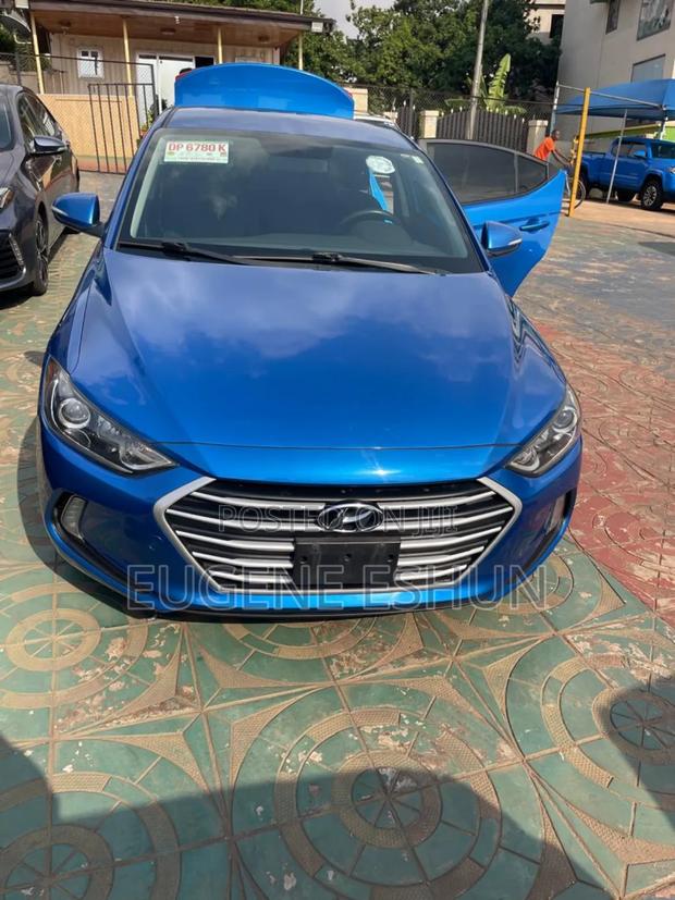 Hyundai Elantra 2017 Blue