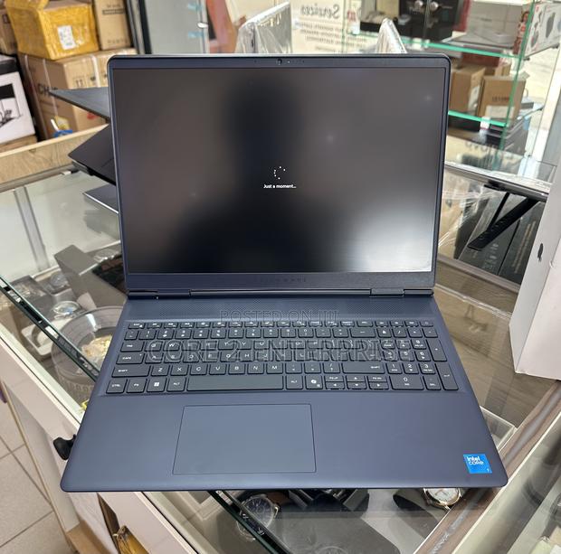 New Laptop Dell Alienware 16 Aurora 32GB Intel Core 7 SSD 1T