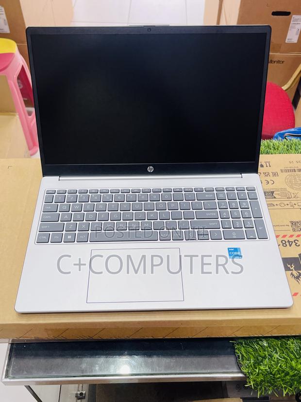 New Laptop HP 15 8GB Intel Core I3 SSD 512GB photo 2