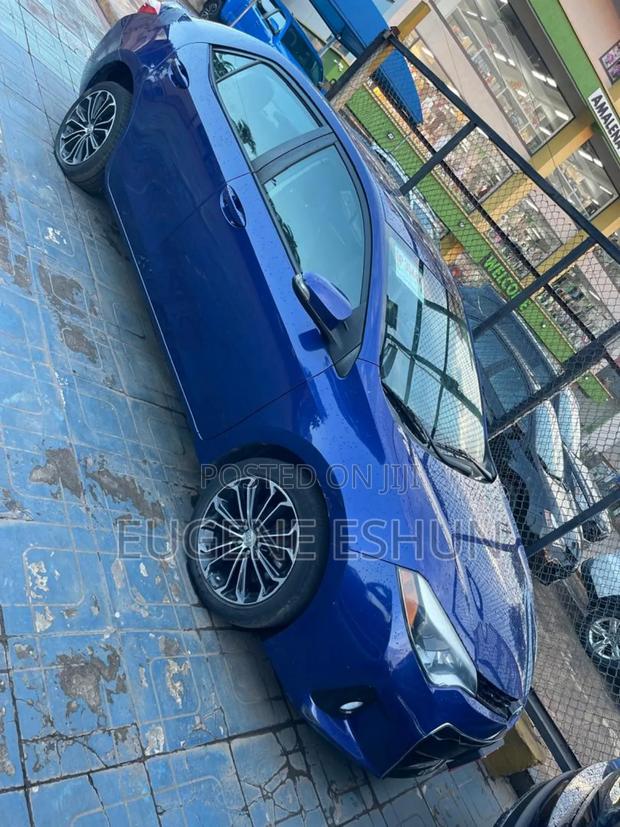 Toyota Corolla 2016 Blue