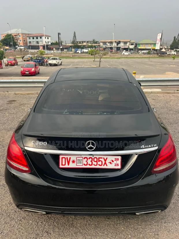 Mercedes-Benz C300 Sport 4dr AWD 4Matic Sedan (2.0L 4cyl 7A) 2015 Black