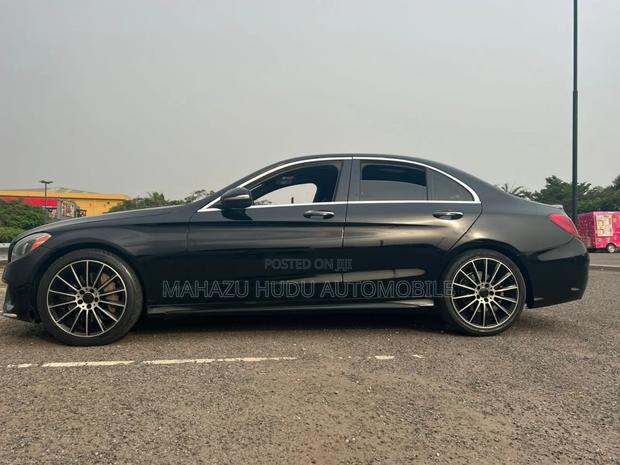 Mercedes-Benz C300 Sport 4dr AWD 4Matic Sedan (2.0L 4cyl 7A) 2015 Black