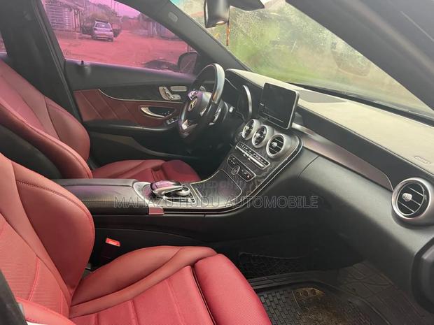 Mercedes-Benz C300 Sport 4dr AWD 4Matic Sedan (2.0L 4cyl 7A) 2015 Black