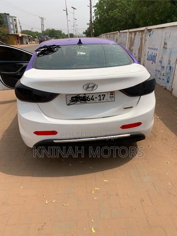 Hyundai Elantra 2013 White photo 7