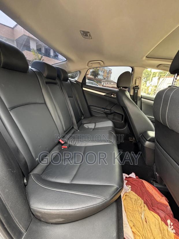 Honda Civic EX-L Sedan 2018 Silver photo 5