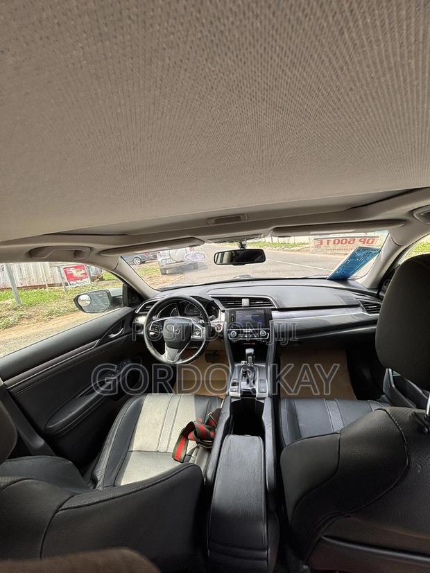 Honda Civic EX-L Sedan 2018 Silver photo 3
