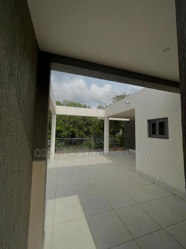 4bdrm House in Cantomments, Acquinas for sale photo 4