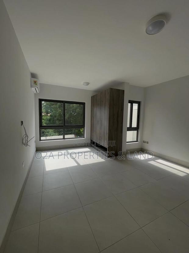 4bdrm House in Cantomments, Acquinas for sale photo 5