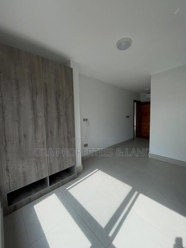4bdrm House in Cantomments, Acquinas for sale photo 9